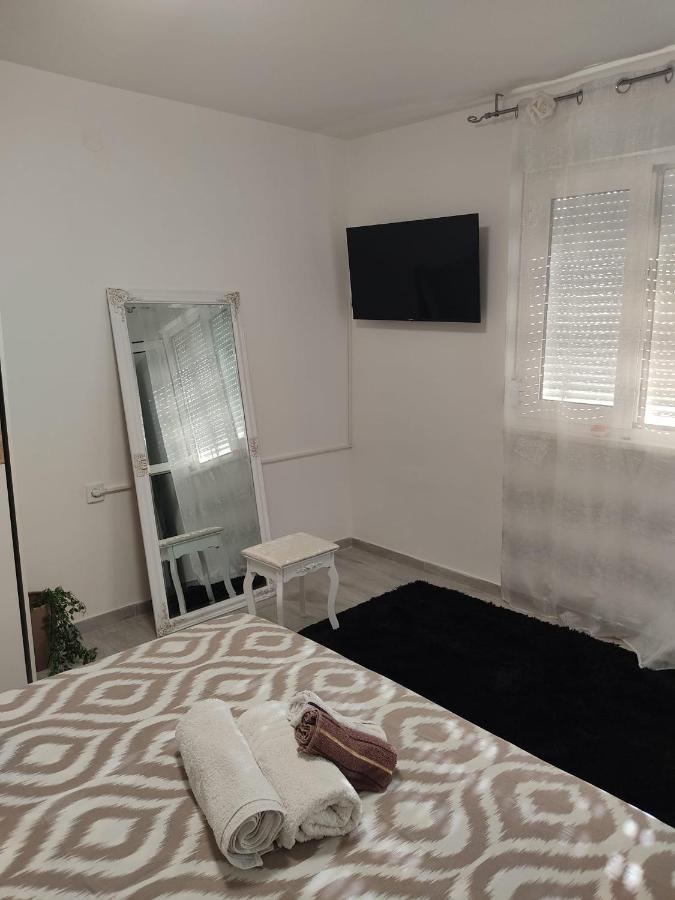 Appartement Ami à Solin Extérieur photo