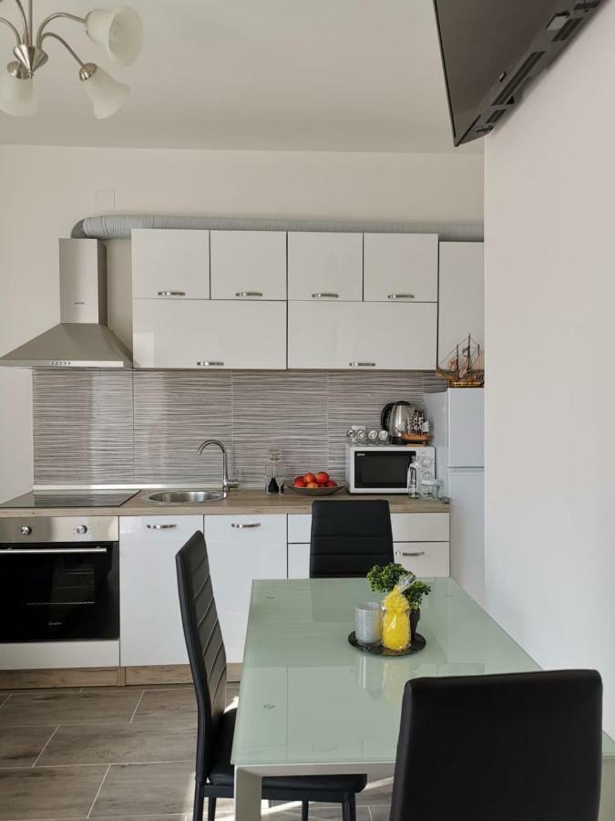 Appartement Ami à Solin Extérieur photo